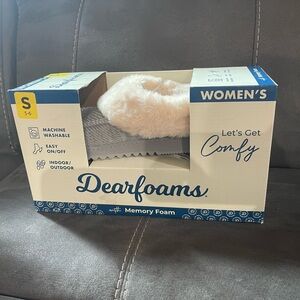 Dearfoam womens slippers NWT